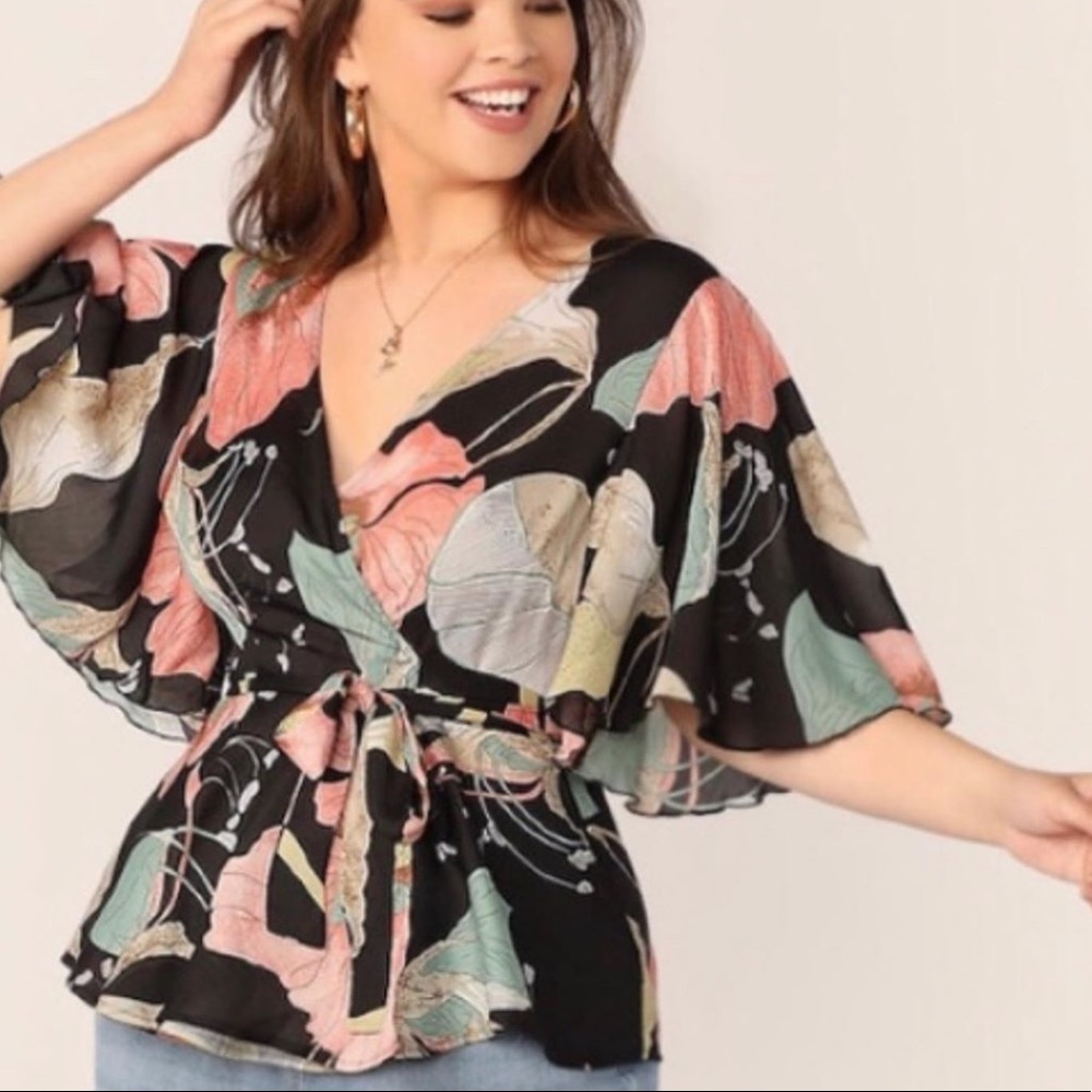 I love this floral, chiffon, and beautiful pls sz!